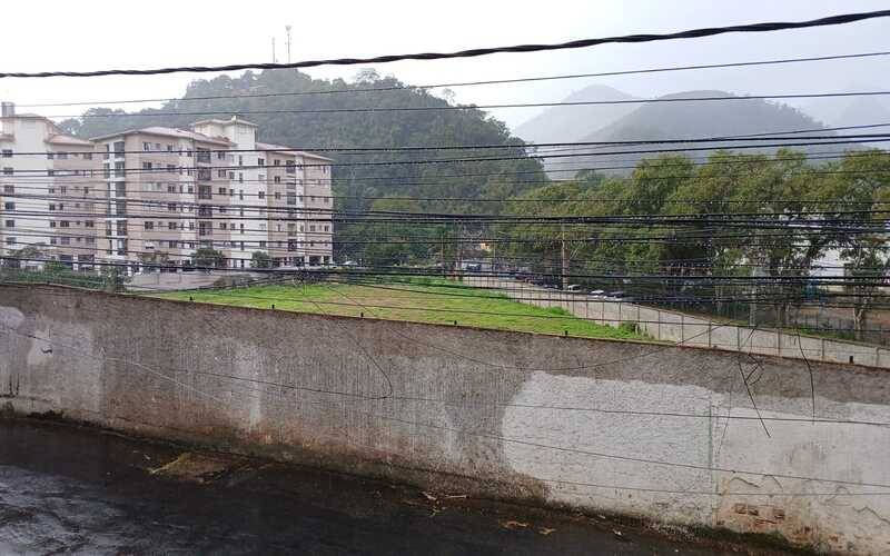 Legenda: Este é o terreno onde o Terê Frutas pretende construir uma nova loja. Se a Pr