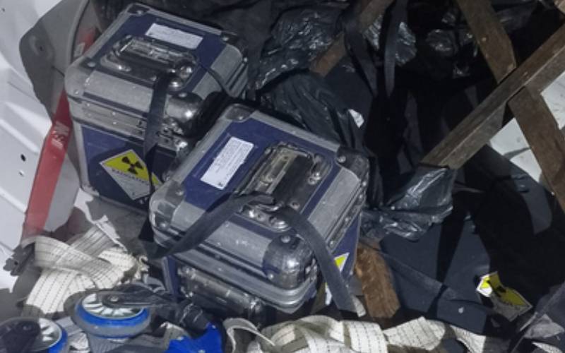 Acidente com veículo que transportava material radioativo mobiliza autoridades em Petr