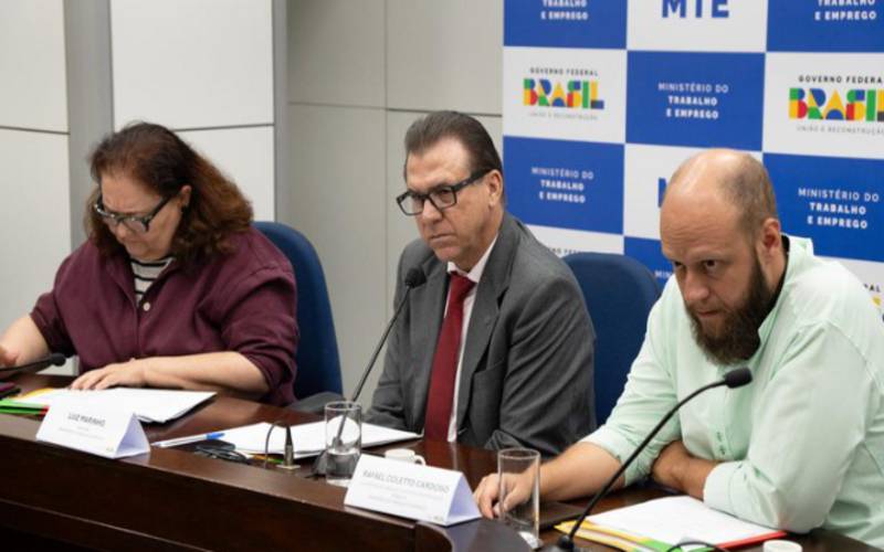 Relatório aponta 62,2 milhões de empregos formais e maior presença de mulheres e joven