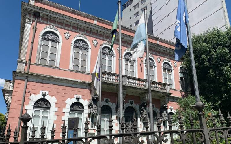 Petrópolis celebra o Mês do Orgulho LGBTIA+ com entrega do Prêmio Alessandra Ramos Mak