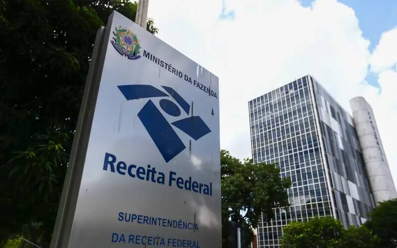 Receita paga nesta terça (30) R$ 22,9 milhões em restituições do Imposto de Renda em P