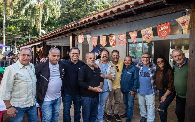 Legenda: Na foto, a partir da esquerda: Bebeto Tavares, Bira Ramos, deputado Sérgio Fe