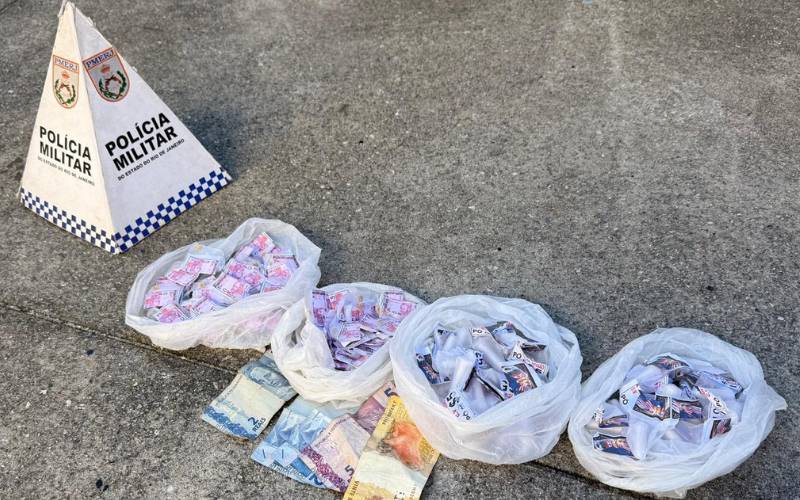 Polícia Militar prende homem por tráfico de drogas em Corrêas
