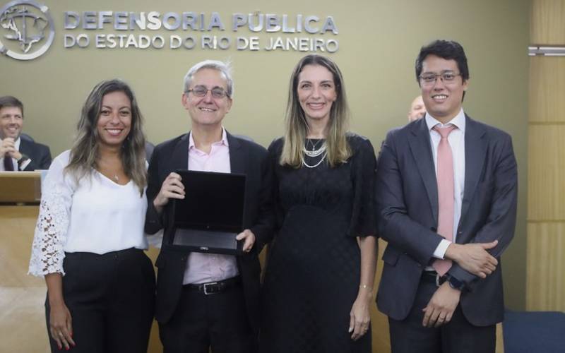 Governador em exercício nomeia novo presidente da Faetec
