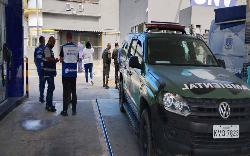 Procon realiza operação conjunta em postos de combustíveis de Petrópolis