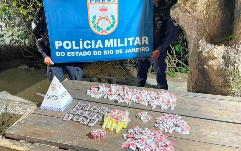 Polícia Militar apreende drogas durante operação no Madame Machado