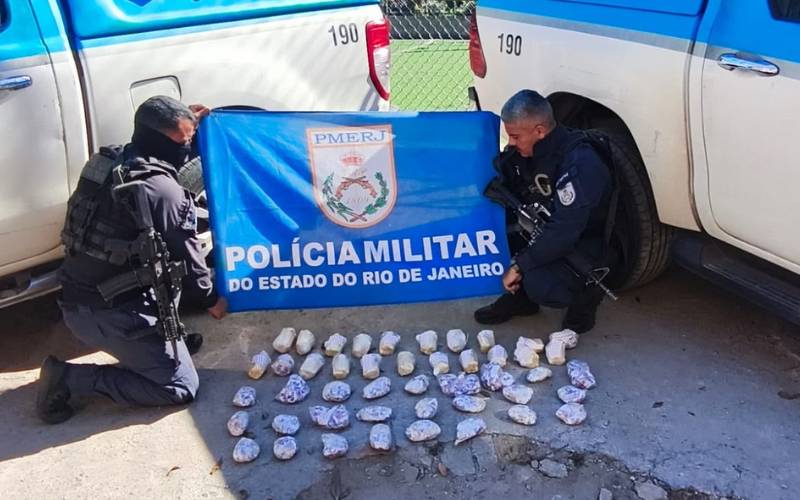 Polícia Militar apreende drogas em tonel escondido no Madame Machado