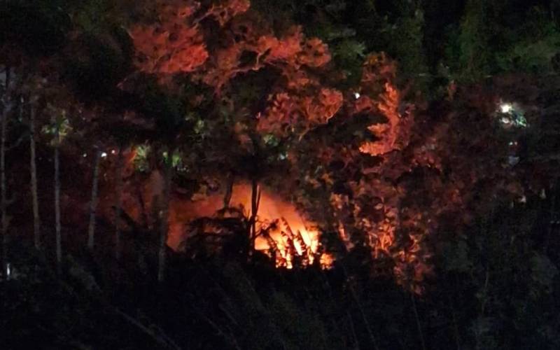 Casa é interditada após incêndio no bairro São Sebastião, em Petrópolis