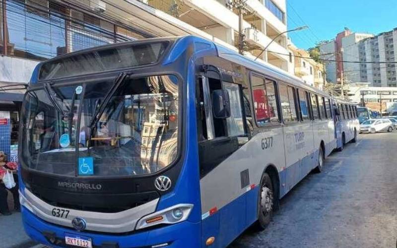 Lei torna obrigatória a presença de cobrador em linhas troncais de Petrópolis