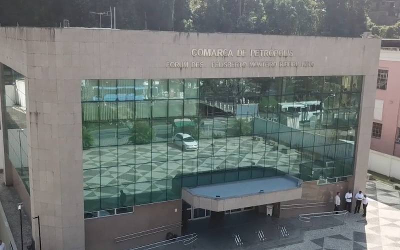 Justiça marca duas audiências para cobrar esclarecimentos sobre gestão dos cemitérios 