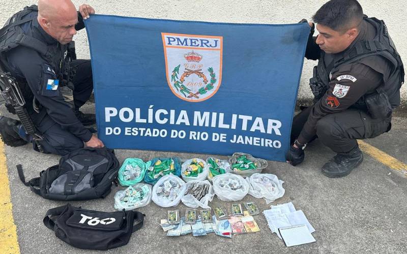 PM prende dois homens por tráfico de drogas no Quitandinha