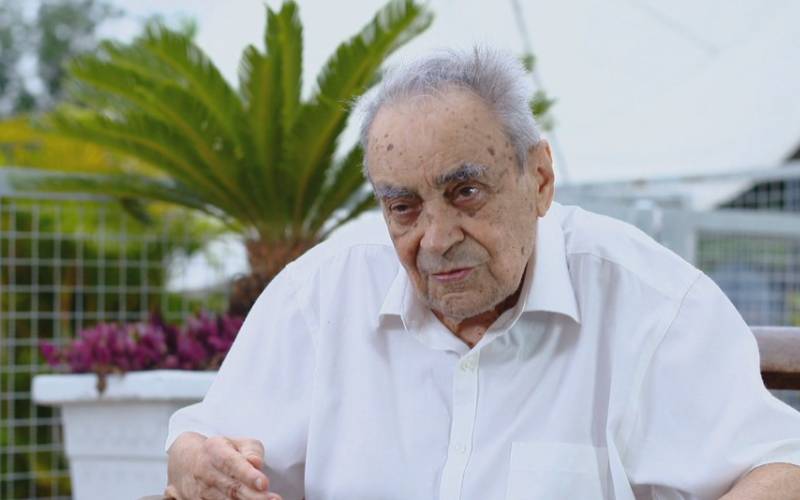 Jornalista Carlos Henrique Esquivel Bastos morre aos 91 anos