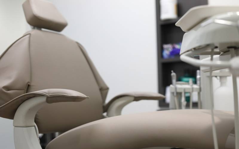 Campanha Julho Neon: último dia de atendimento odontológico no terceiro turno acontece