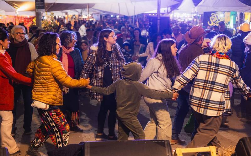 Instituto Caminho da Roça promove oficina de estamparia botânica e Arraiá com música, 