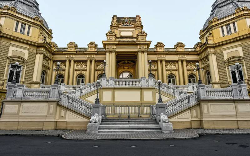 Governo do Estado amplia para 180 dias a licença-maternidade e para 30 dias a licença-