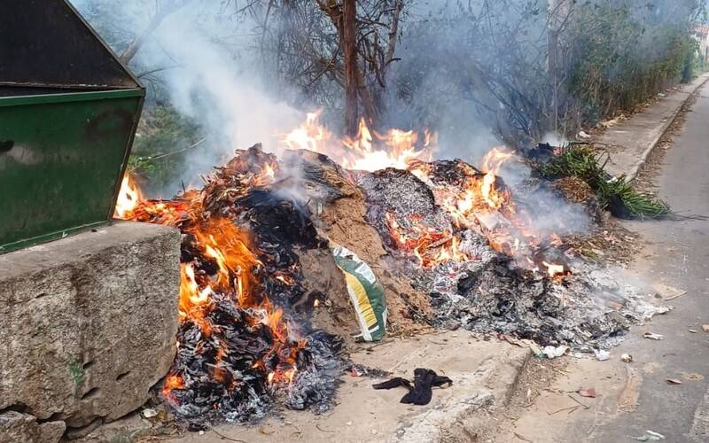 Princípio de incêndio em lixeira é registrado em Nogueira