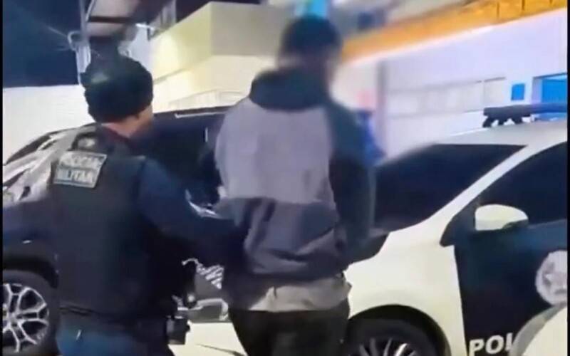 Homem é preso após agredir policial militar durante perseguição em Itaipava