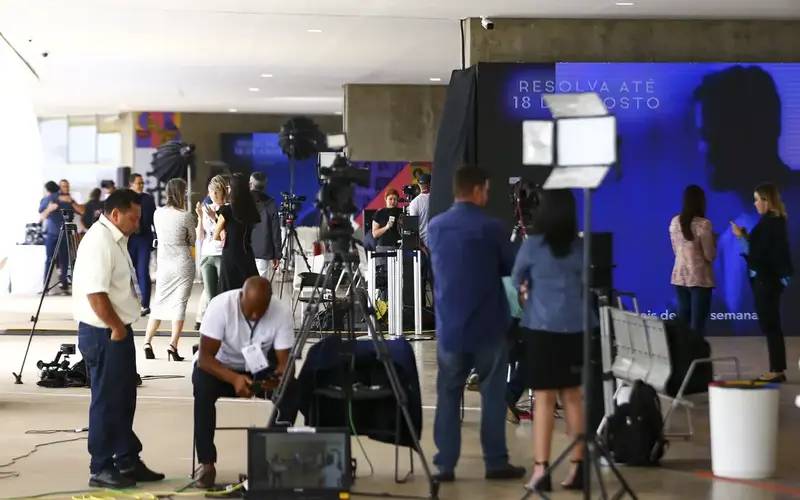 Fórum pede compromisso de candidatos com comunicação democrática