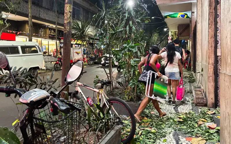 Rio de Janeiro tem duas mortes e um desaparecido depois de ventania