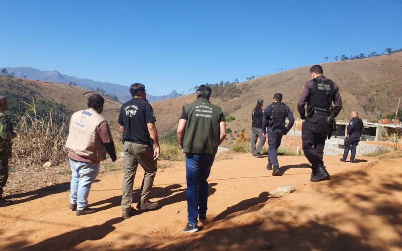 Prefeitura participa de ação conjunta contra ocupações irregulares em área de proteção