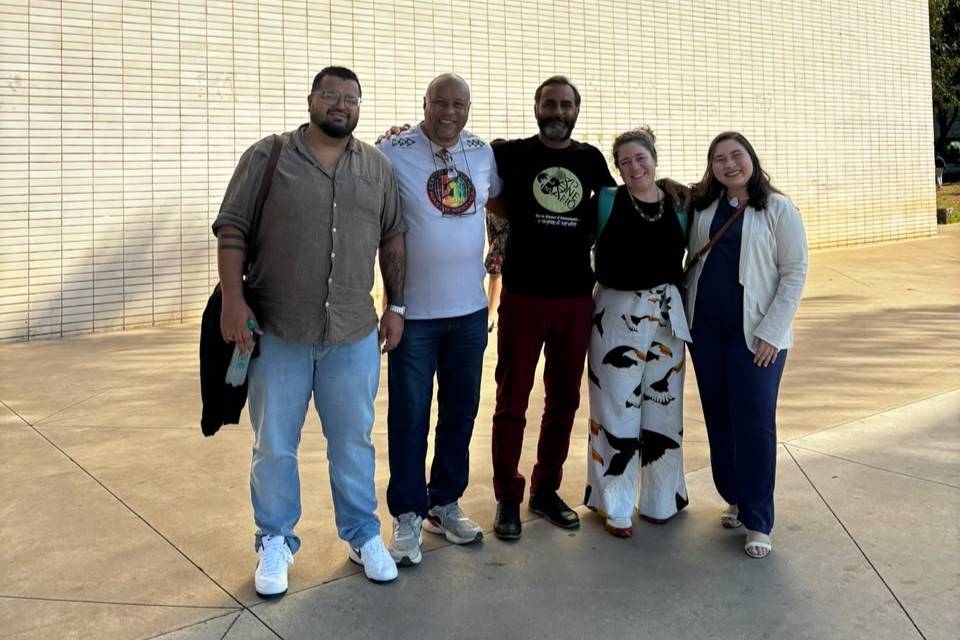 02. Guilherme Freitas Gomes, de Petrópolis, com Mestre Tota, Leonardo e Anastácia e Na