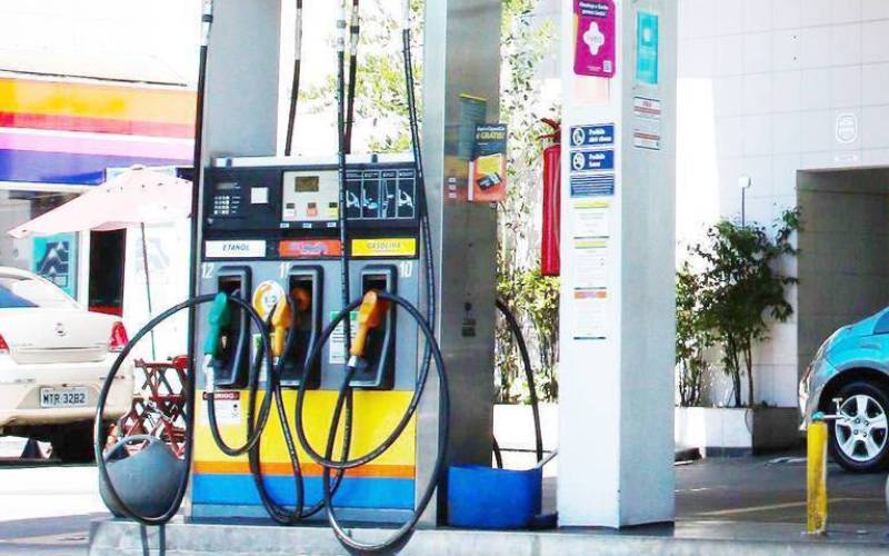 Combustíveis são mais baratos em Três Rios  do que em Petrópolis, aponta levantamento 