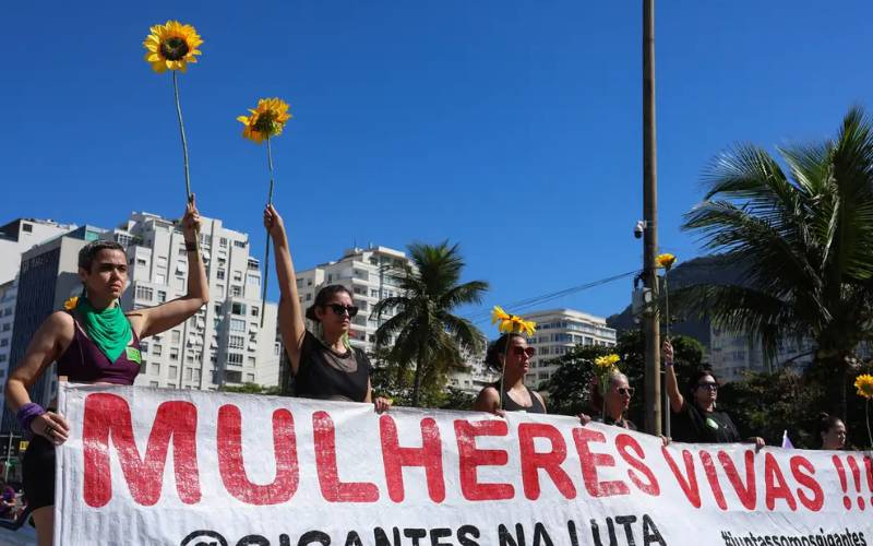 Mulheres vão às ruas pela votação do PL da Misoginia