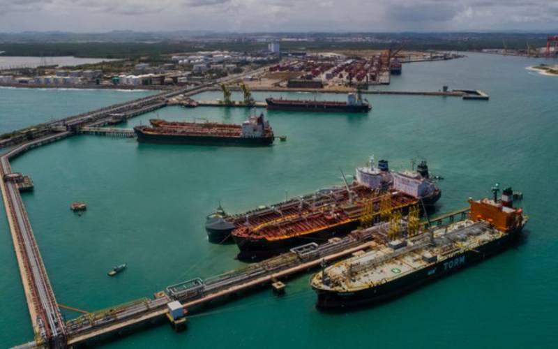 Transporte de cargas: entenda a diferença entre cabotagem e navegação de longo curso