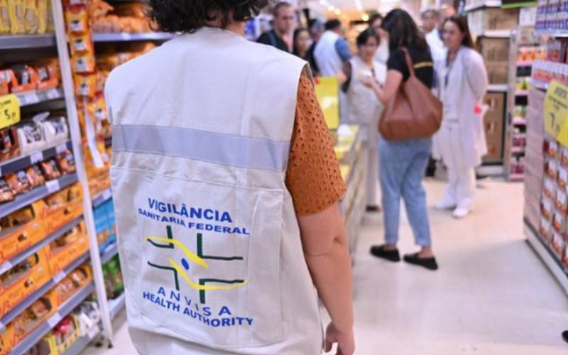 Como a vigilância sanitária acompanha as 24 horas do seu dia