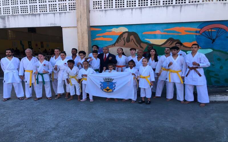 Agita Petrópolis é destaque no cenário esportivo alunos conquistam segundo lugar em ca