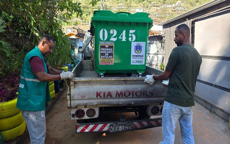 Prefeitura amplia rede de contentoras e já instala quase 250 novos equipamentos em Pet