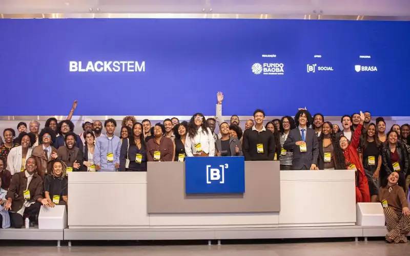 Jovens negros do Rio e da Bahia recebem bolsa para estudar no exterior