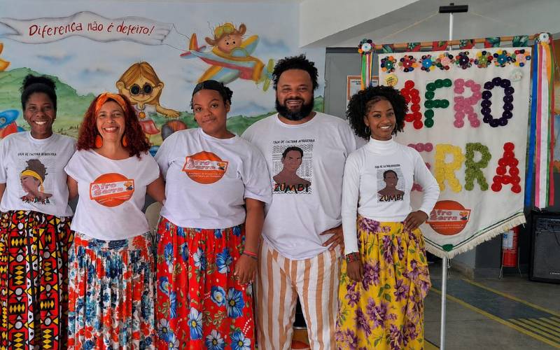 Festival de Jongo leva cultura afro-brasileira a escolas públicas dos cinco distritos 