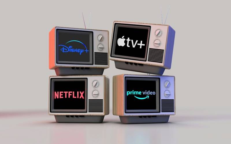 Novela no celular, jornal no YouTube: onde foi parar a televisão?