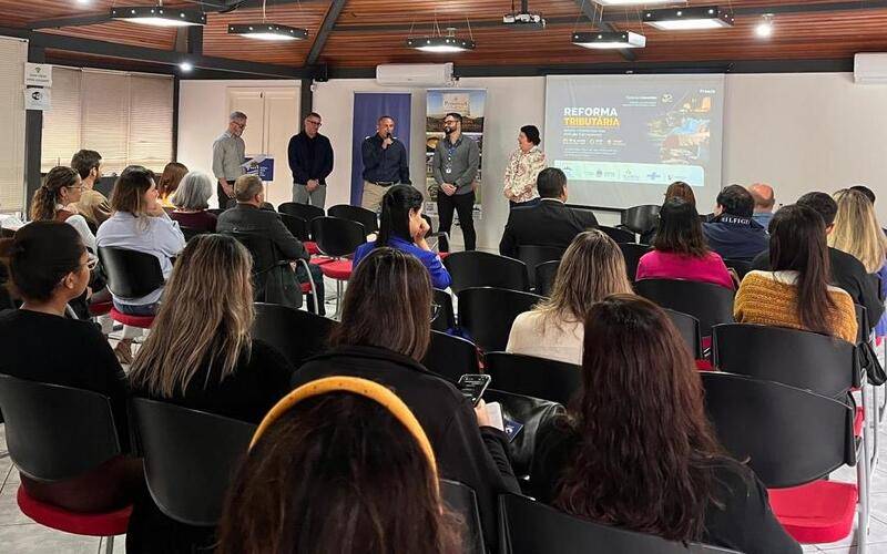 Setor de turismo debate os impactos e a complexidade da Reforma Tributária em Petrópol