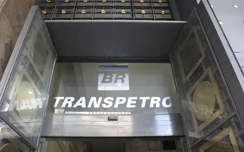 Transpetro abre concurso público com salário inicial de até R$ 15 mil