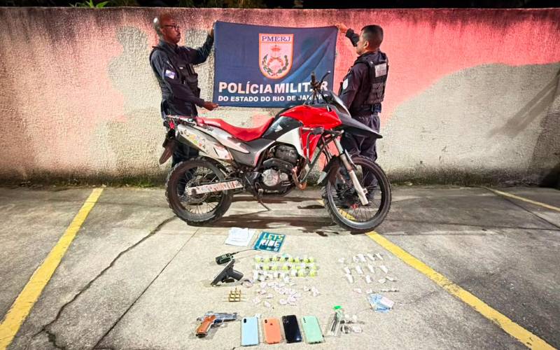 Patamo do 26º BPM apreende pistola 9mm e prende três envolvidos com o tráfico no Indep