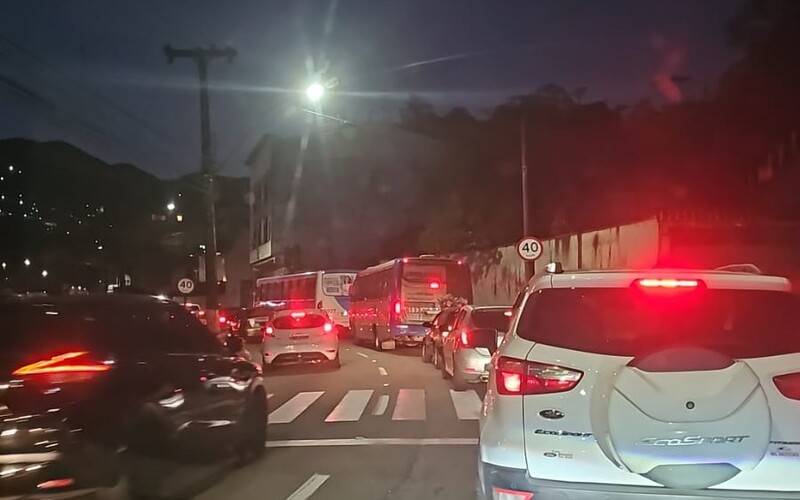 Rua Hermogênio Silva registra fluxo intenso nesta quarta-feira (19/8)