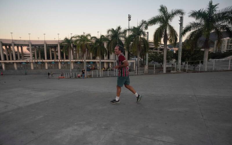 Quitandinha ao Maracanã: 60 quilômetros para enxergar um caminho que vai muito além da