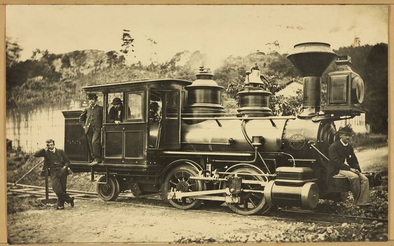 Arquivo Histórico do Museu Imperial mostra a primeira locomotiva que subiu a serra de 