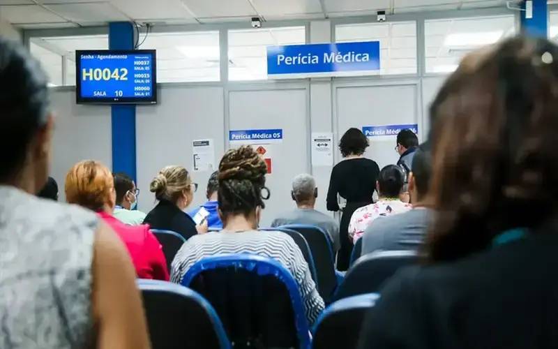 Fila de espera por perícia do INSS é zerada em agosto