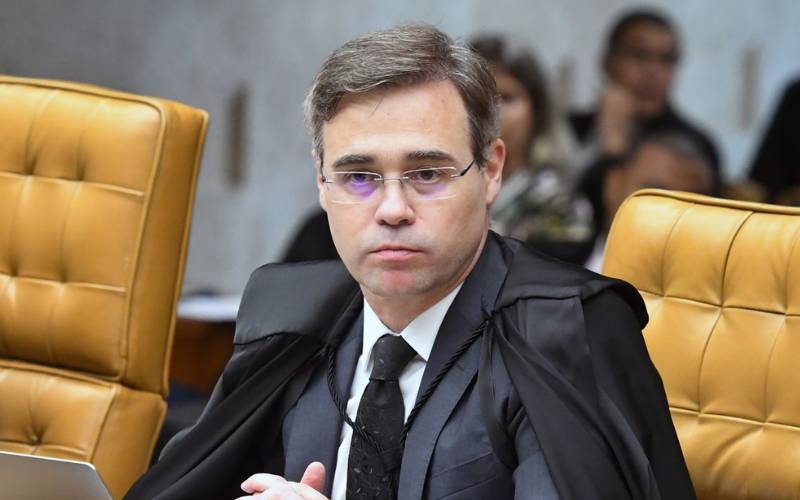 Mendonça cita risco às investigações com dados de celular de Vorcaro