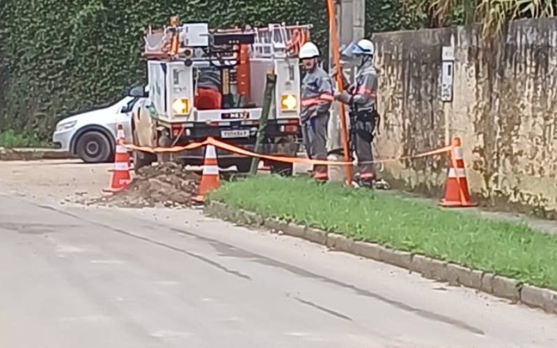 Falta de energia elétrica atinge Itaipava e Nogueira; Enel intensifica reparos