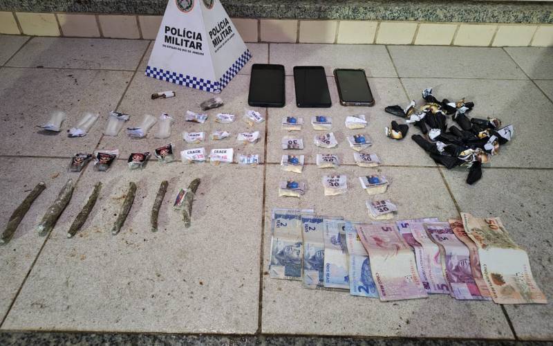 Operações policiais resultam em três prisões, apreensão de adolescentes e retirada de 