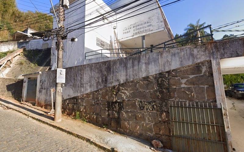 Reforma do Liceu Cordolino Ambrósio ainda não tem data para conclusão