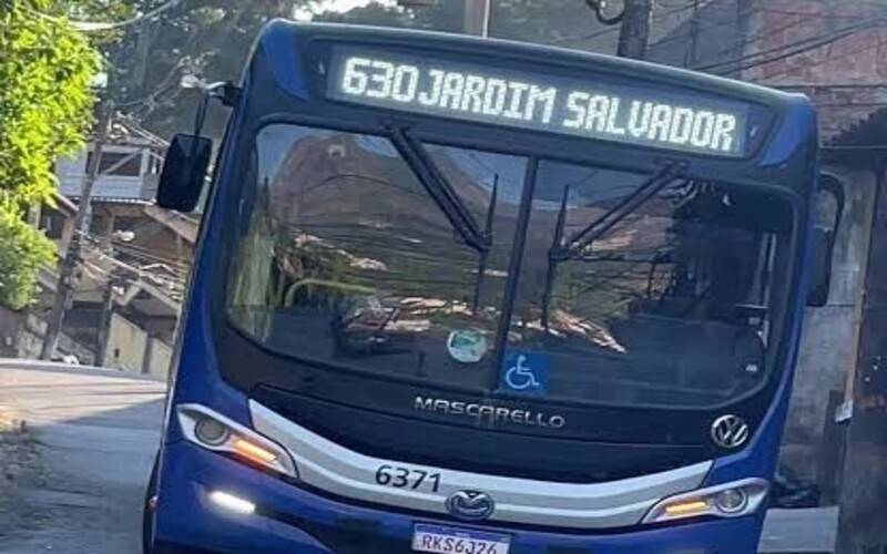 Moradores protestam contra retirada de ônibus no Calembe e Jardim Salvador