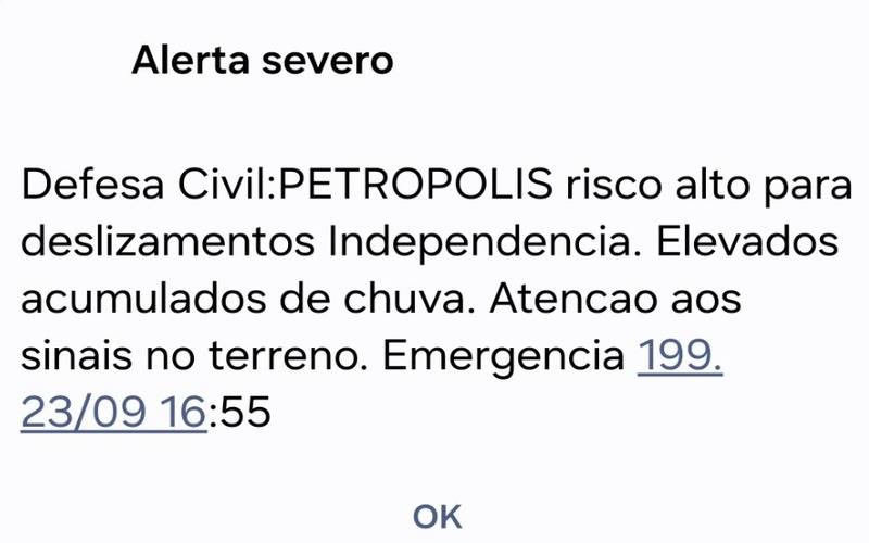 Defesa Civil de Petrópolis emite alerta cellbroadcast severo para risco de deslizament