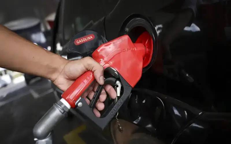 Multas por aumento abusivo de combustíveis passam de R$ 700 milhões