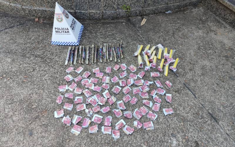 Polícia Militar apreende crack, maconha e cocaína no Madame Machado
