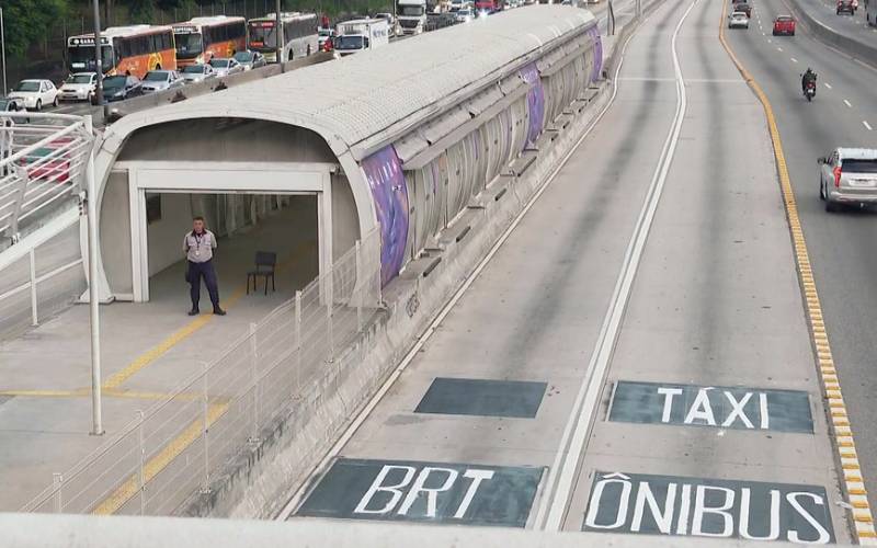 Mais de 400 taxistas de Petrópolis têm autorização para circular nas faixas seletivas 